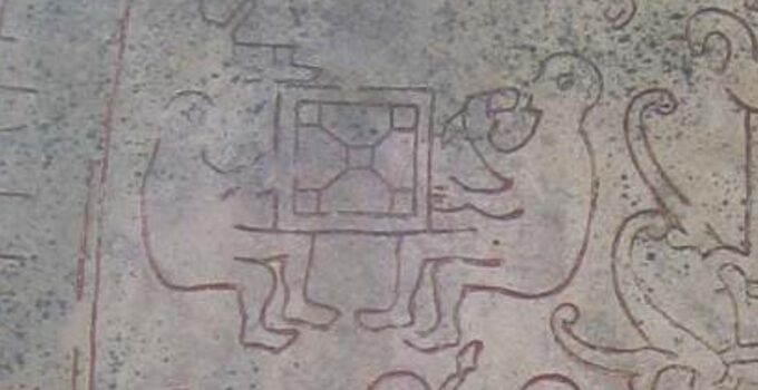 Hnefatafl players on Runestone of Ockelbo